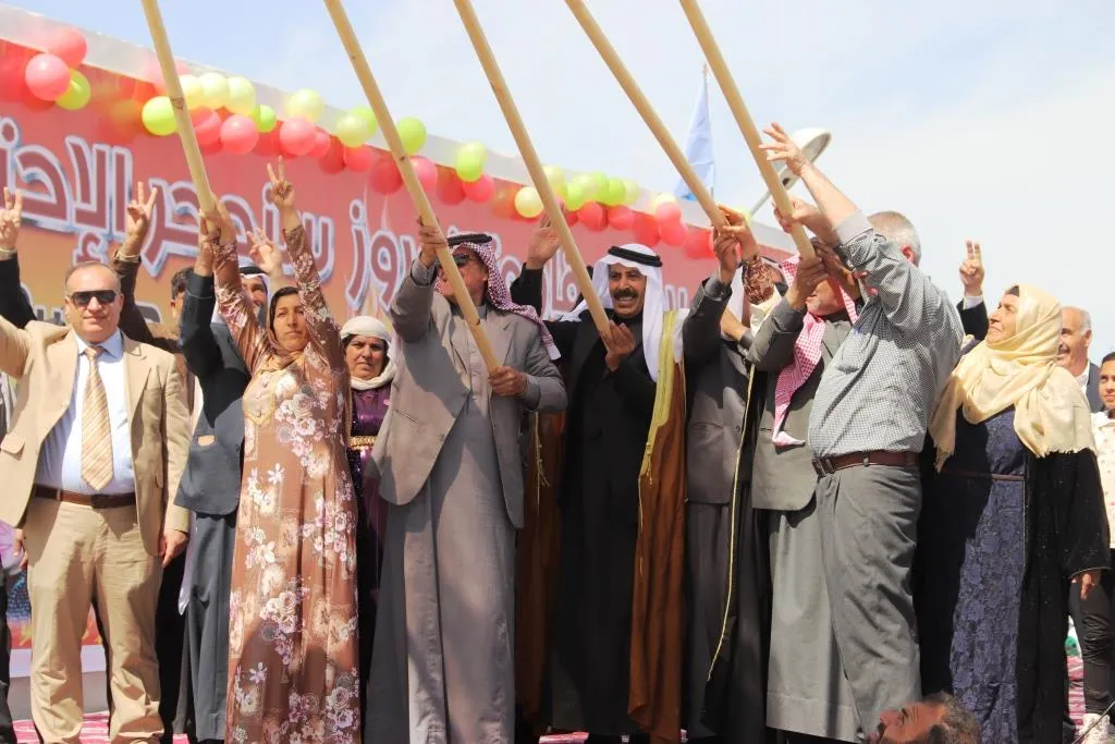 ​​​​​​​من نوروز الرقة: تجمعنا راية أخوة الشعوب والتعايش المشترك
