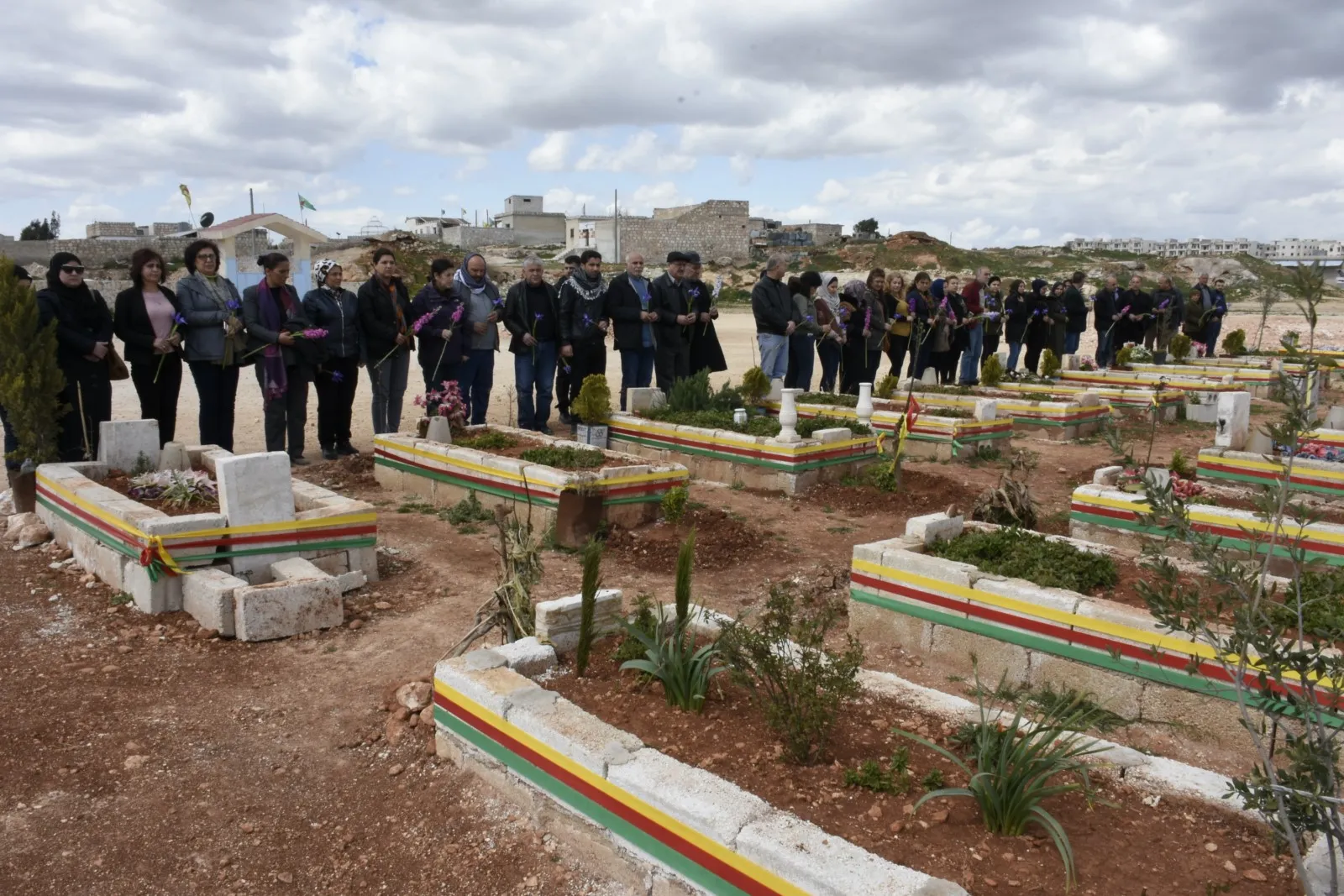 ​​​​​​​زيارة أضرحة شهداء مقاومة العصر في ذكرى احتلال عفرين