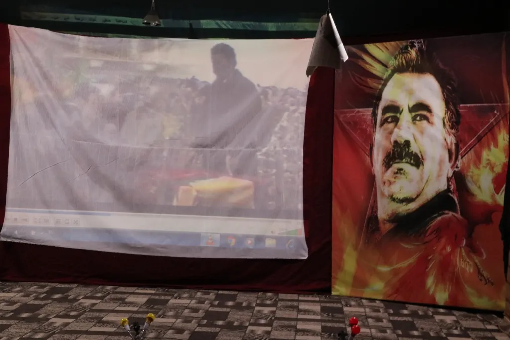 خلال محاضرات: ميلاد القائد ميلاد الإنسانية جمعاء