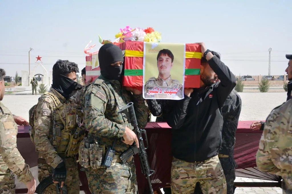 ​​​​​​​الشهيد مهيدي العبود يوارى الثرى في الشدادي