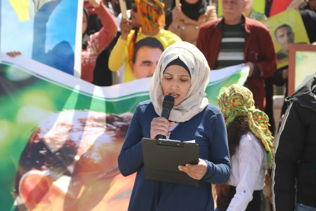 ​​​​​​​الآلاف من أهالي مقاطعة الحسكة والرقة يخرجون تنديدًا باحتلال عفرين