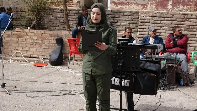 مقاتلات YPJ وقوى الأمن الداخلي يحتفلن بـ 8 آذار