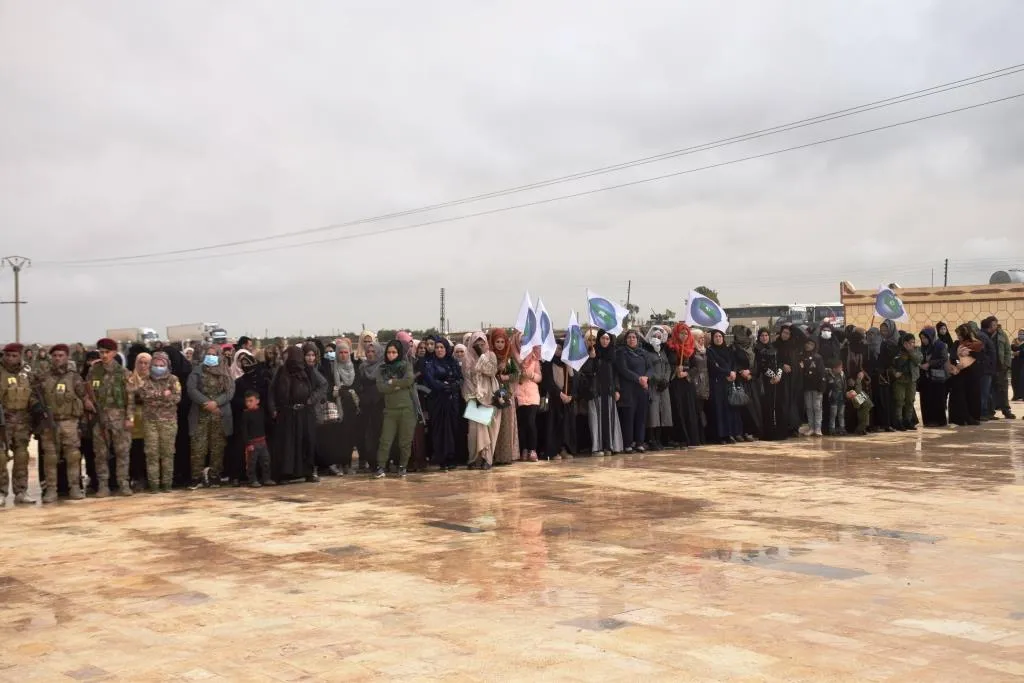 ​​​​​​​مجلس عوائل الشهداء بالرقّة يشيّع جثماني شهيدين، ويعلن عن سجل شهيد آخر