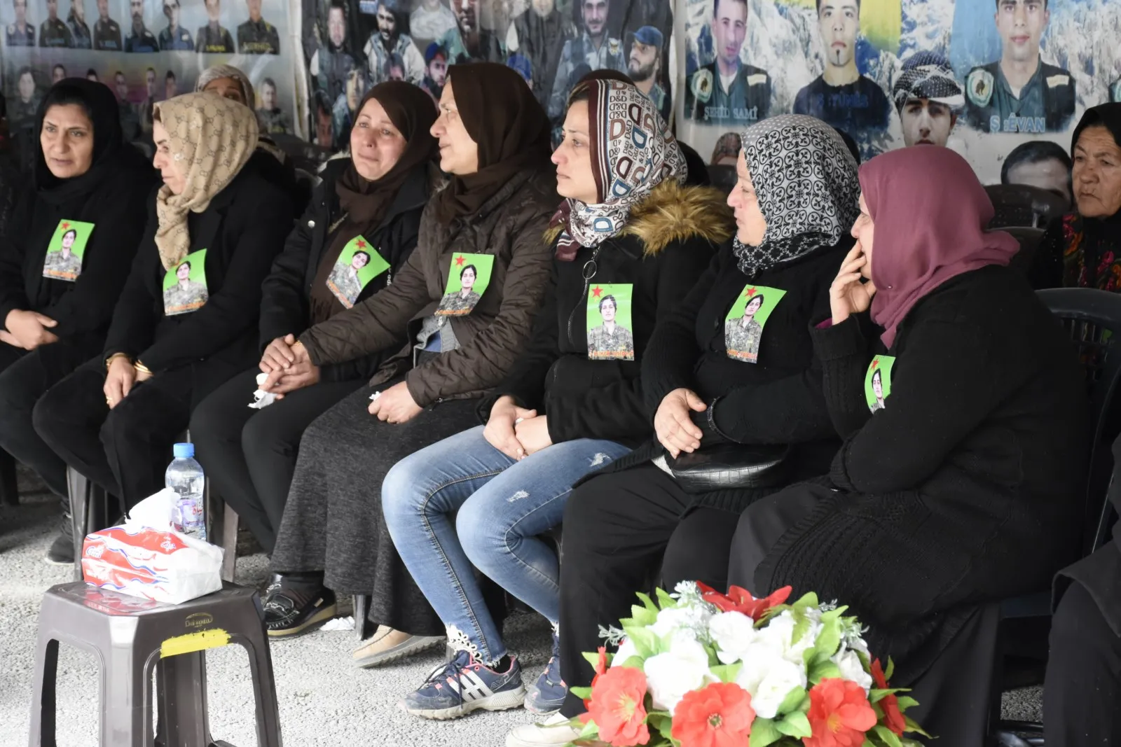 ​​​​​​​أهالي حلب يعزون ذوي الشهيدة روكان زرادشت