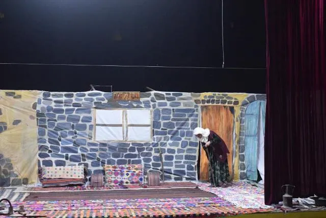 للمرة الأولى مسرحية غنائية في مدينة كوباني