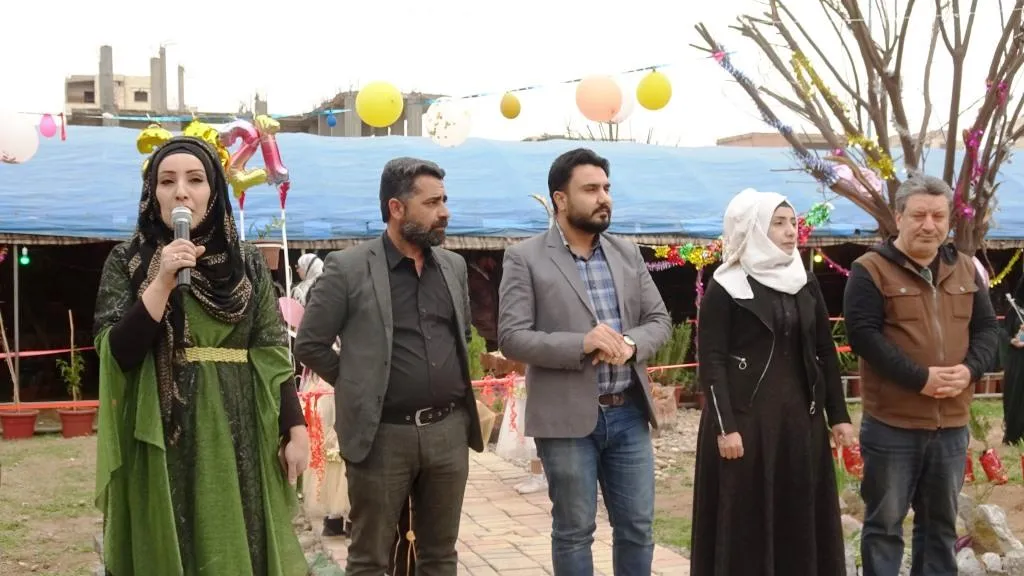 استذكاراً للشهيد عمر علوش...بلدّية الشعب في الرقة تفتتح المعرض الثالث للزهور