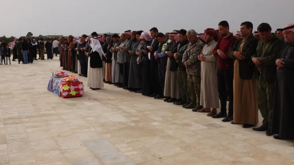 أهالي الكرامة يشيّعون جثمان الشهيدة سهام الشنان إلى مثواها الأخير