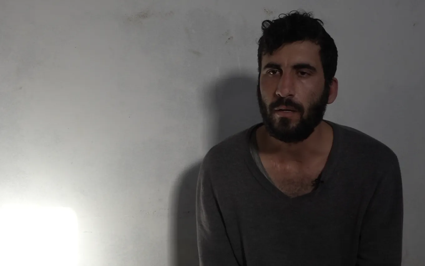 مرتزق من داعش يكشف النقاب عن عمليات القتل التي نفذوها في مخيم الهول
