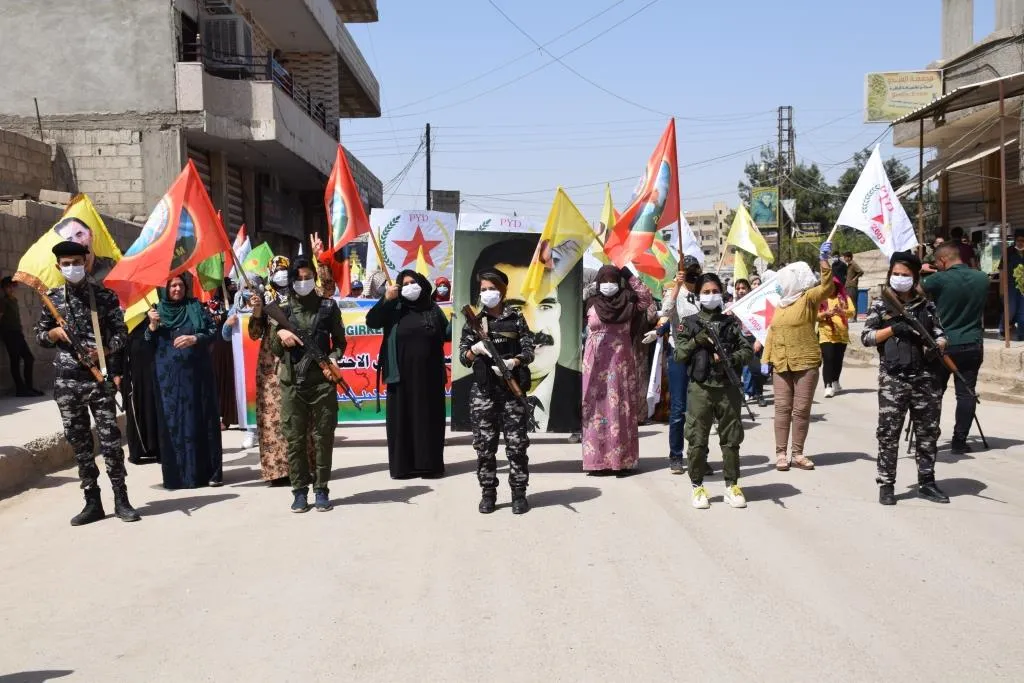 ​​​​​​​أهالي الحسكة يقفون إلى جانب المقاومة في مناطق الدفاع المشروع