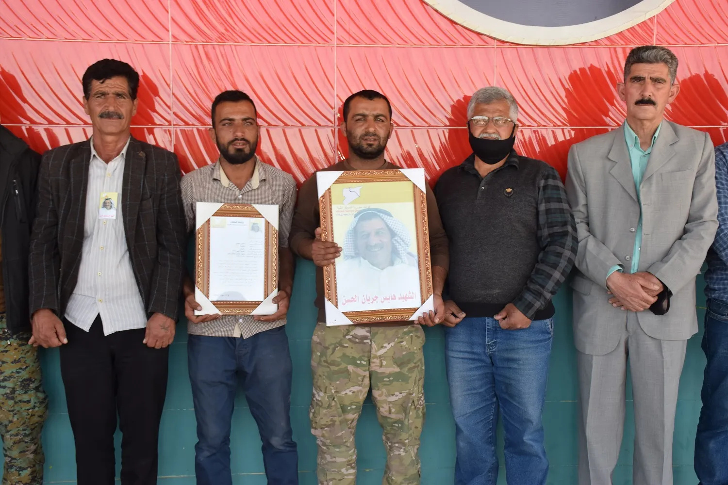 بعد أن اغتيل على يد "الدفاع الوطني"...مراسم تشييع للوجيه هايس في مزار الشهيد دليل