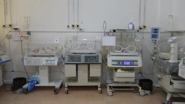 إدارة المشفى الوطني بالطبقة: ما تم تداوله عن إغلاق المشفى محض إشاعات