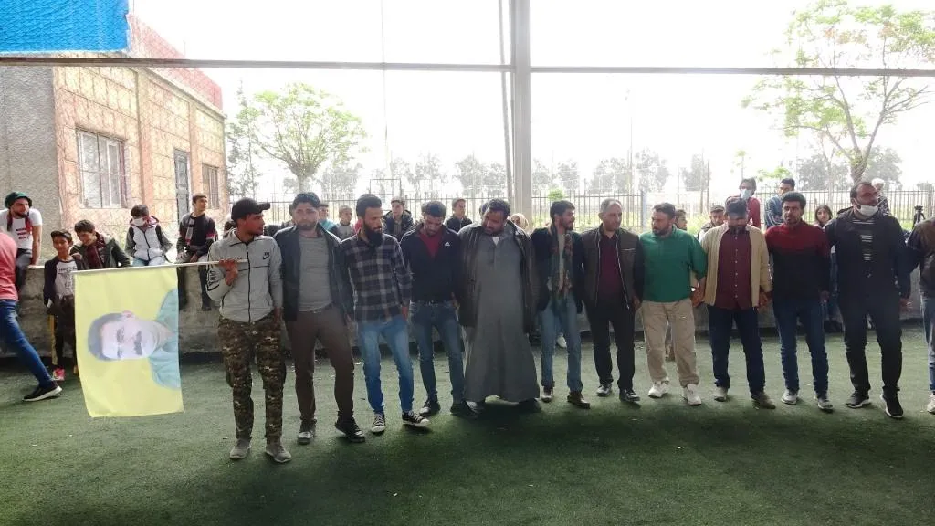 أهالي الرقّة خلال احتفاليتين: فكر القائد طريقنا إلى الحرية