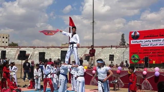 مهرجان ثقافي للشبيبة في الرقة بمناسبة ميلاد القائد أوجلان