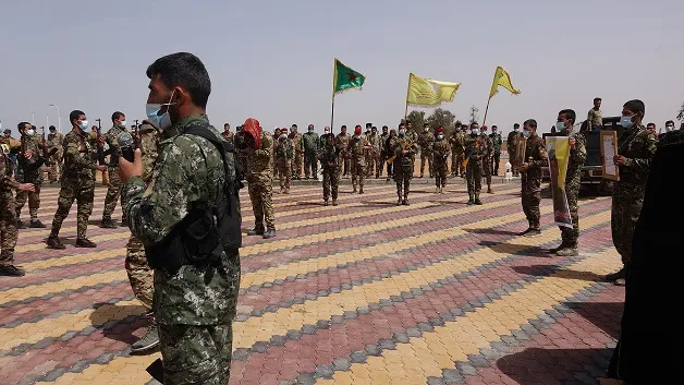 أهالي الطبقة يشيّعون جثمان الشهيد عبد الستار حميد إلى مثواه الأخير