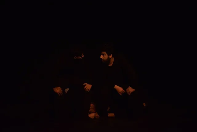العودة واللا عودة... محور مسرحية "الأرواح المحترقة"