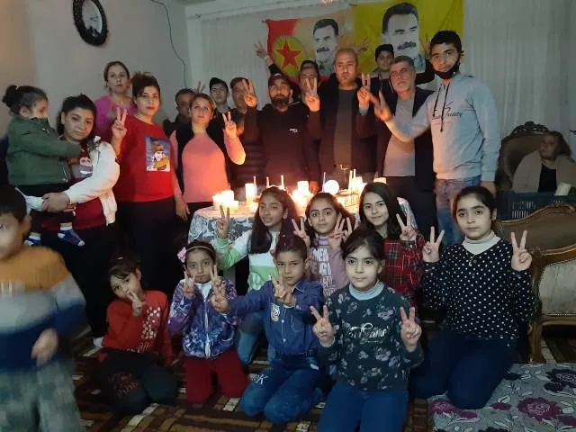الجالية الكردية في لبنان تحتفل بميلاد القائد عبد الله أوجلان