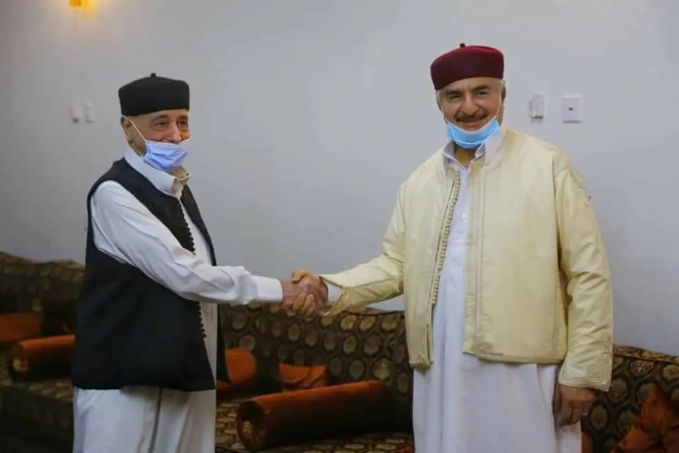 لقاء بين حفتر وصالح والبعض يراه "تحالفًا جديدًا"