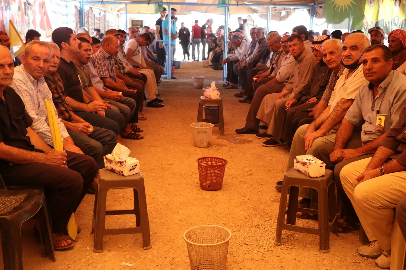 أهالي قامشلو يؤكدون خلال مراسم العزاء على تكاتف المكونات لحماية الوطن