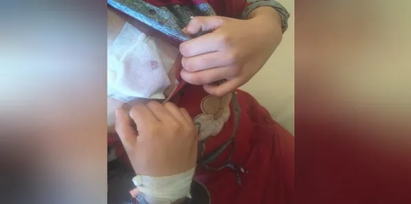 رصاصة أطلقت من مناطق سيطرة حكومة دمشق تصيب طفلة بريف دير الزور