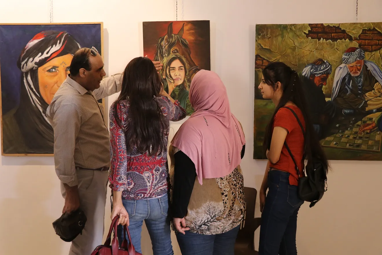انطلاق أعمال ملتقى روج آفا الثالث للفن التشكيلي في قامشلو