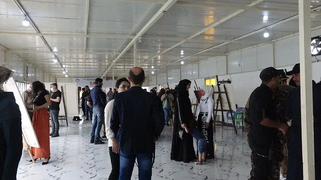 انطلاق أعمال ملتقى روجآفا الثالث للفنون التشكيلية في مدينة الطّبقة