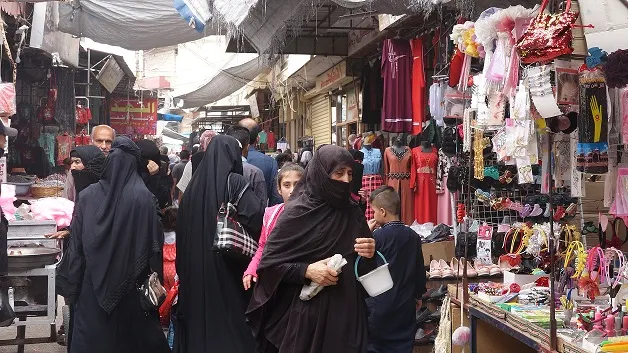 حركة ملحوظة في الأسواق وتدابير أمنية مشددة...تحضيرات للاحتفال بعيد الفطر السعيد – تم التحديث