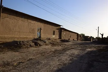 "البيوت الطّينيّة" تراث حضاري يربط بين الماضي والحاضر