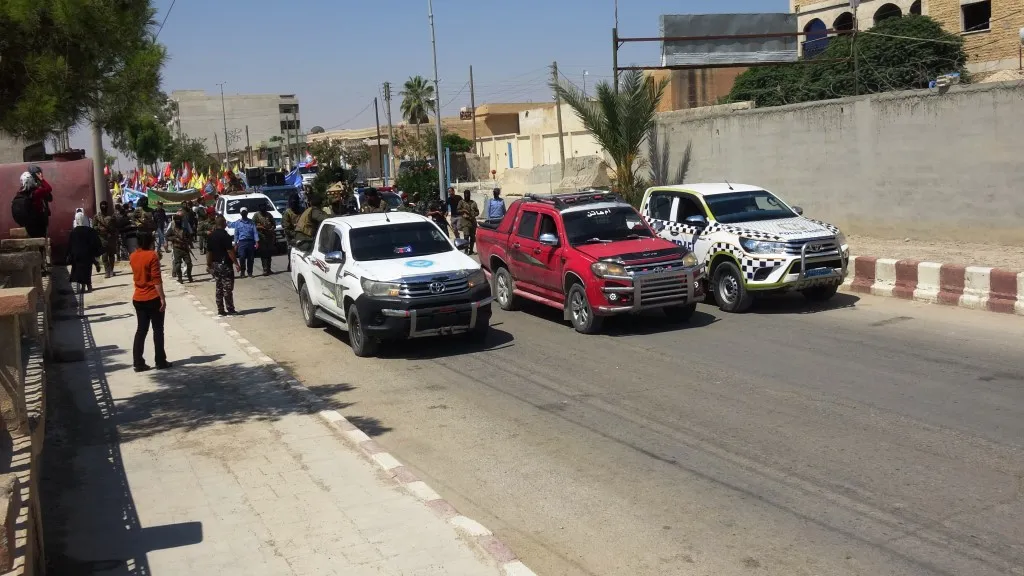 أهالي عين عيسى يستذكرون شهداء "حلنج" ويشجبون الهجمات الاحتلالية على باشور