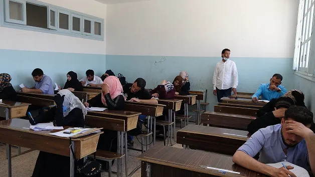 ​​​​​​​دورة تدريبية لتأهيل المعلمين والكوادر التدريسية في الطبقة