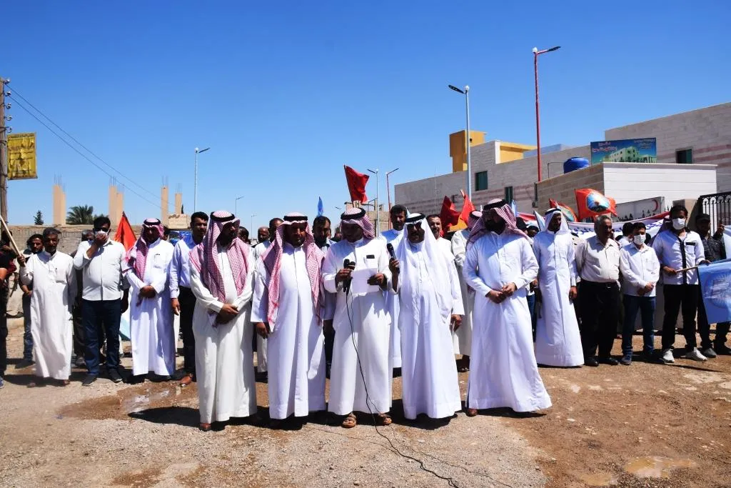 وجهاء ريف دير الزور الشرقي يؤكدون رفضهم للتدخلات التركية  