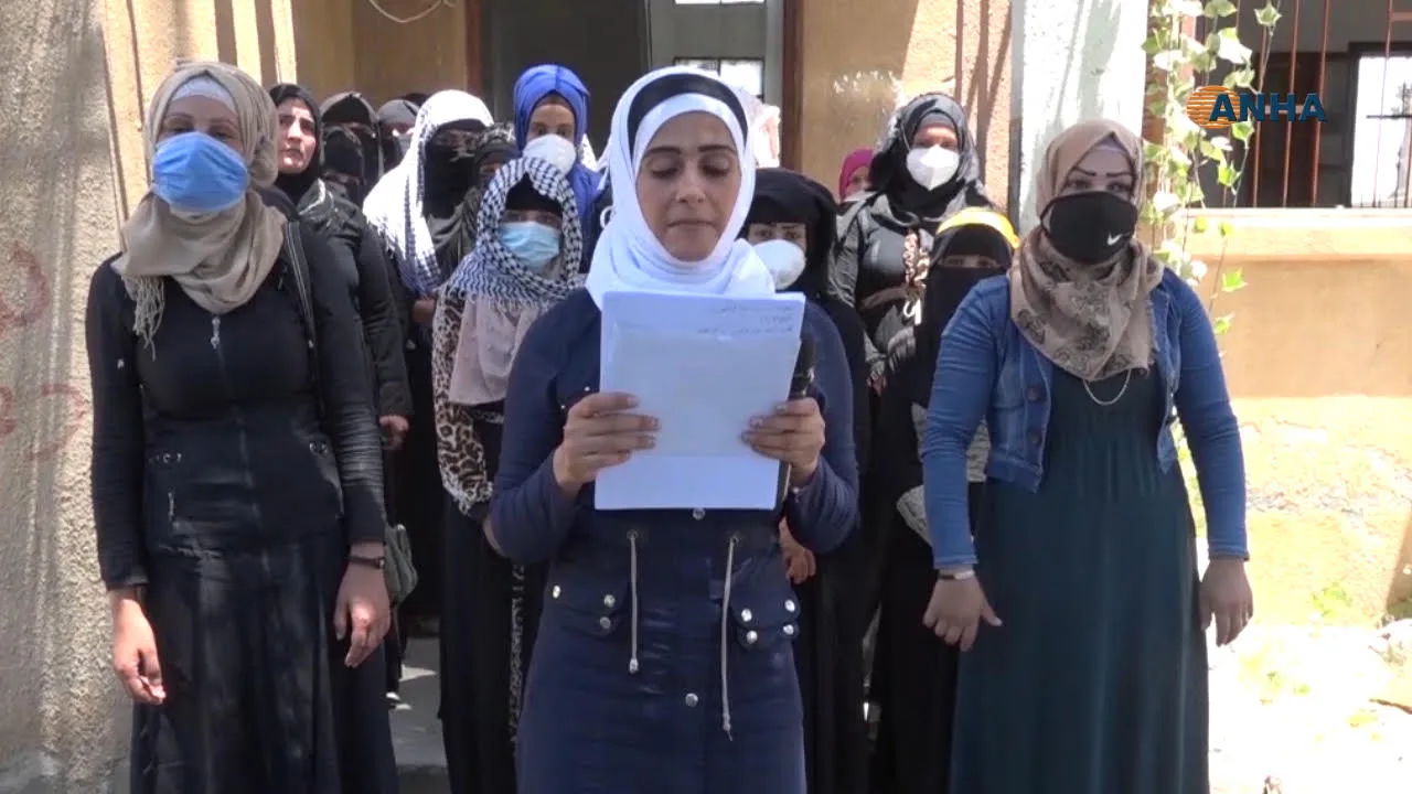 زيلان تمثل المرأة الحرة