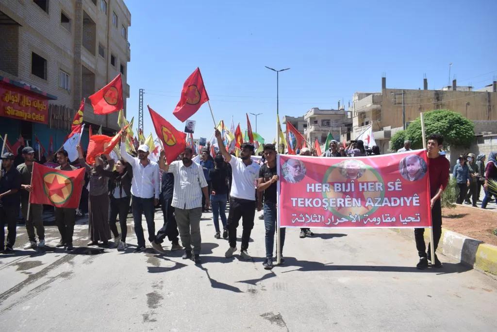 بالصور والفيديوهات.. مسيرة الكرامة في كوباني