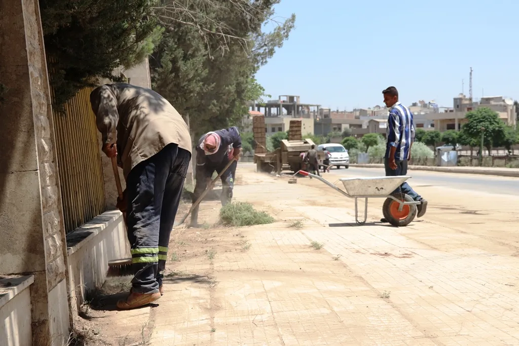 ​​​​​​​بلدية ديرك تباشر بعدّة مشاريع خدمية في النّاحية