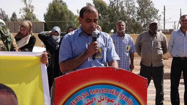 مراسم نقل رفات مقاتلين من شهداء تحرير الرقة إلى مزار الشهداء في الطبقة