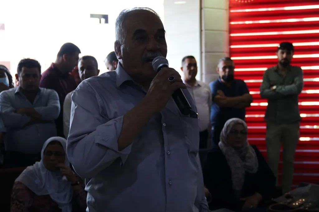 قسد تحلّ خلافاً بين عائلتين في ديرك دام عشرين عاماً  