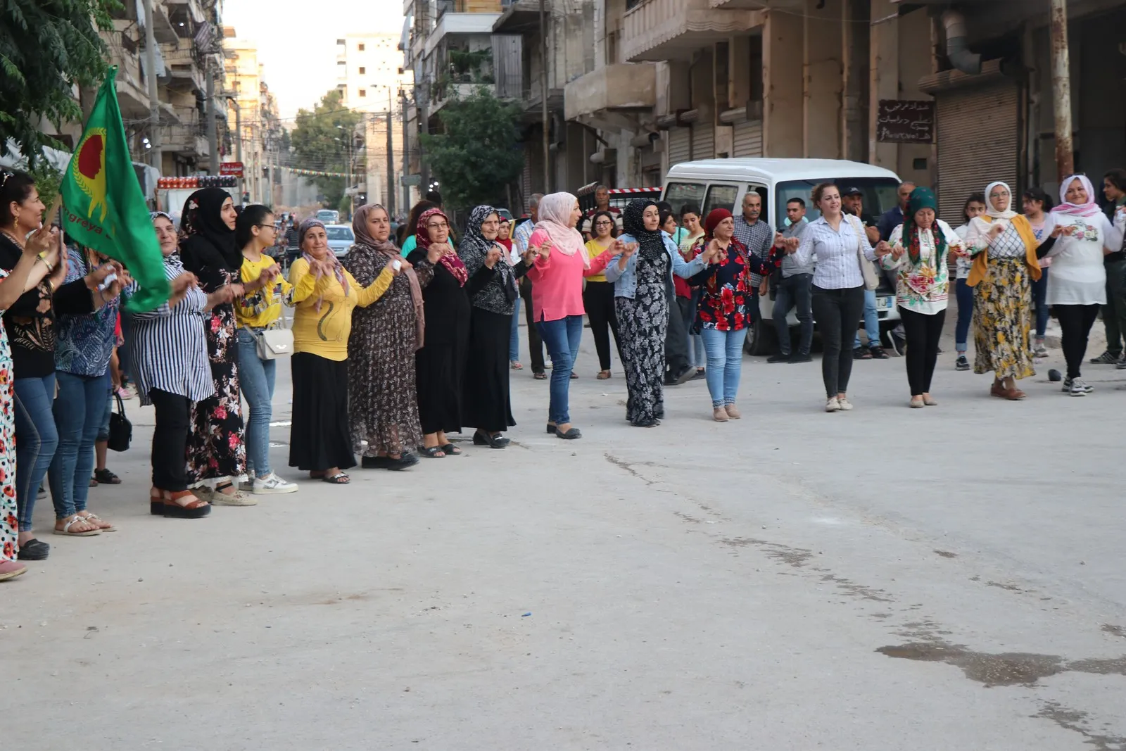 افتتاح كومين "روكان زردشت" في حي الأشرفية بحلب