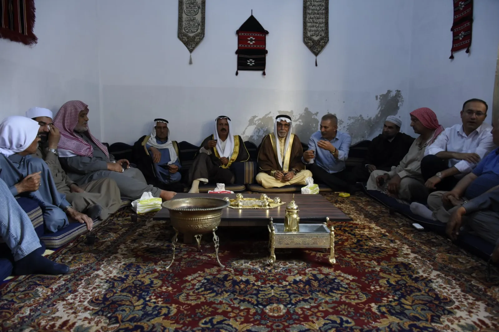 لجنة وجهاء حلب تعقد اجتماعاً عشائرياً موسعاً للتأكيد على ترسيخ أواصر أخوة الشعوب