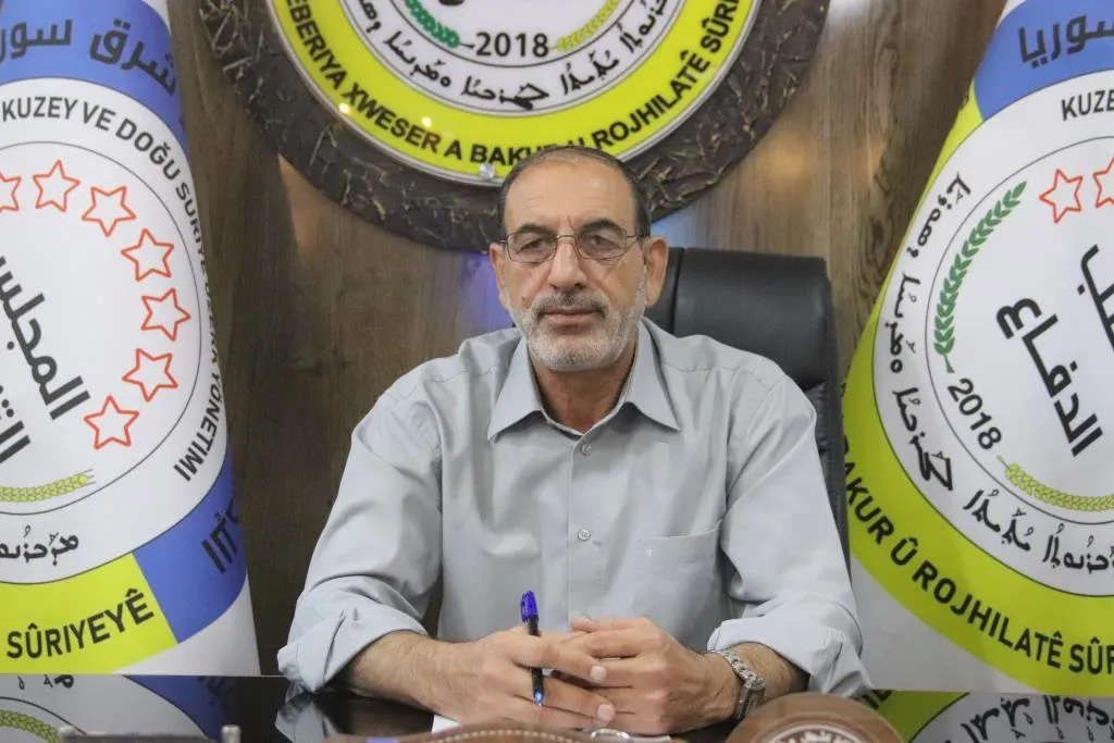 العاصي يدعو السوريين للتكاتف في وجه صفقات مشبوهة ضد مناطق الإدارة الذاتية