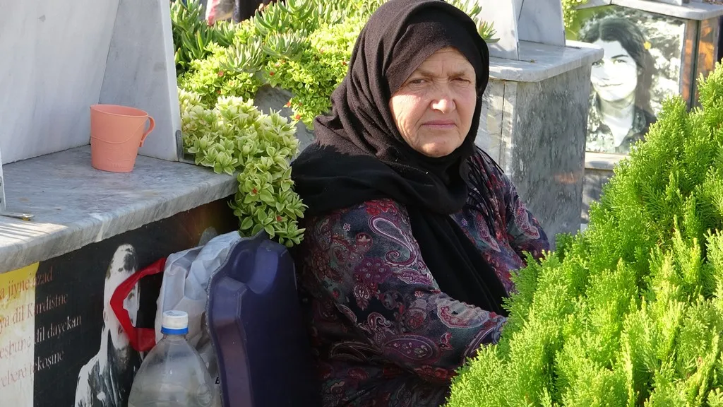 ​​​​​​​شمال وشرق تبدأ أولى أيام عيد الأضحى بزيارة مزارات الشهداء