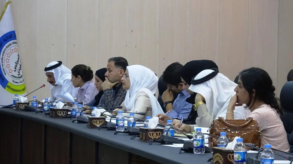 المجلس التنفيذي لشمال وشرق سوريا يناقش أبرز المشاكل الخدمية في اجتماعهُ الدوري