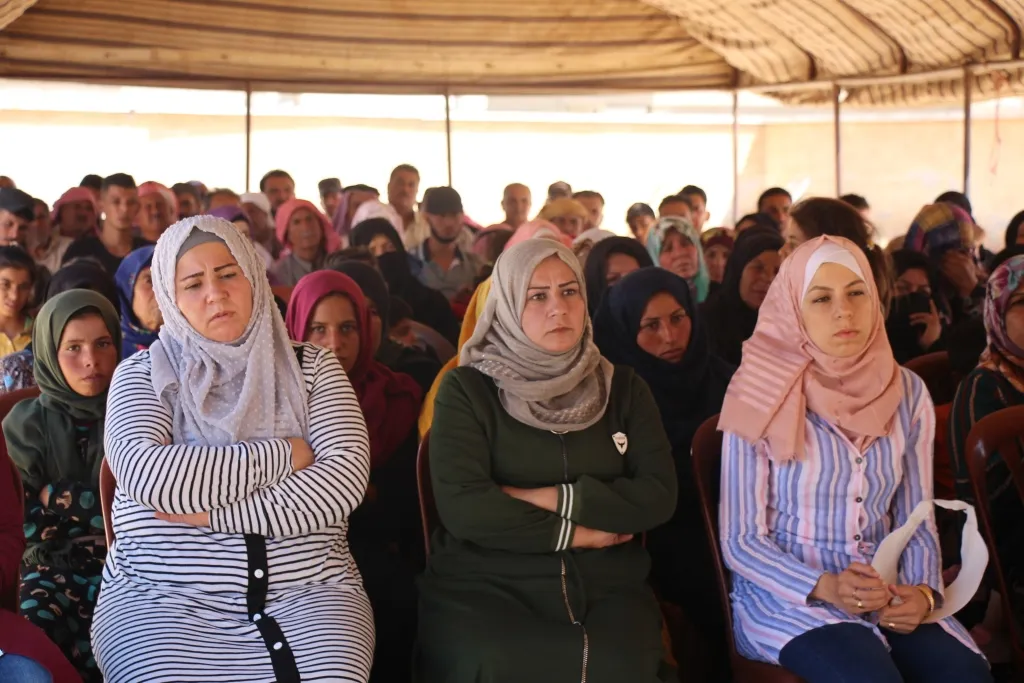 إدارة منبج تبدأ بعقد سلسلة اجتماعات مع الأهالي للاستماع إليهم