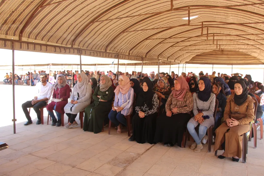 إدارة منبج تبدأ بعقد سلسلة اجتماعات مع الأهالي للاستماع إليهم
