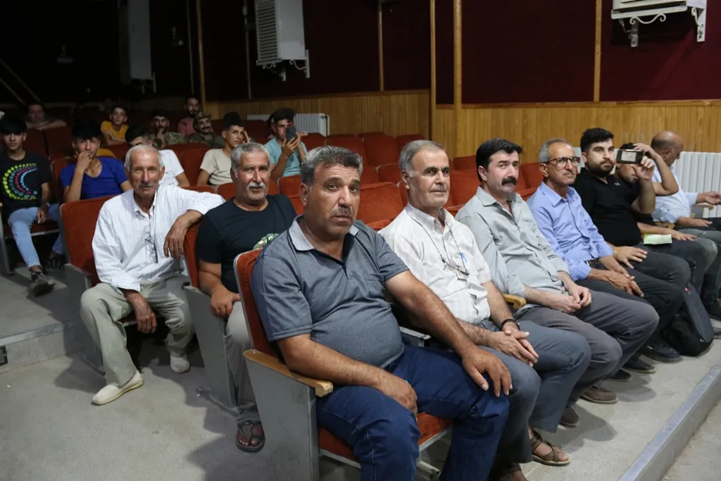 حركة الثقافة والفن تعرض مسرحية في ديرك ضمن فعاليات الشهر الثقافي