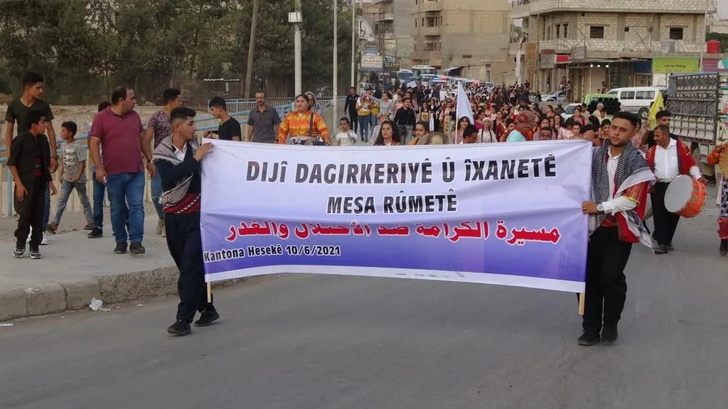 مهرجان "روناهي باور الخامس" للثقافة والفن يطلق فعالياته في الحسكة ويختتم اليوم الأول بدبكات فلكلورية