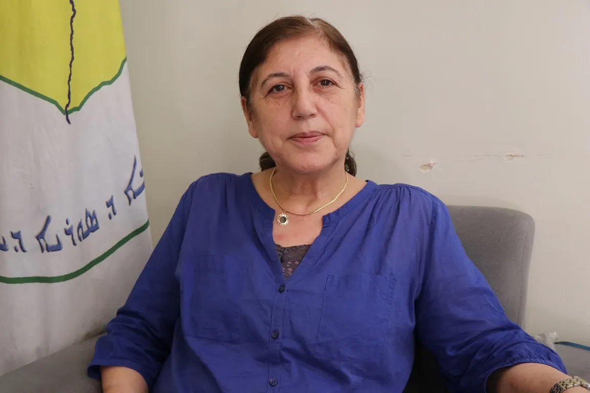 عضوة مكتب المرأة في مسد تنتقد بشدة الصمت الدولي حيال جرائم تركيا