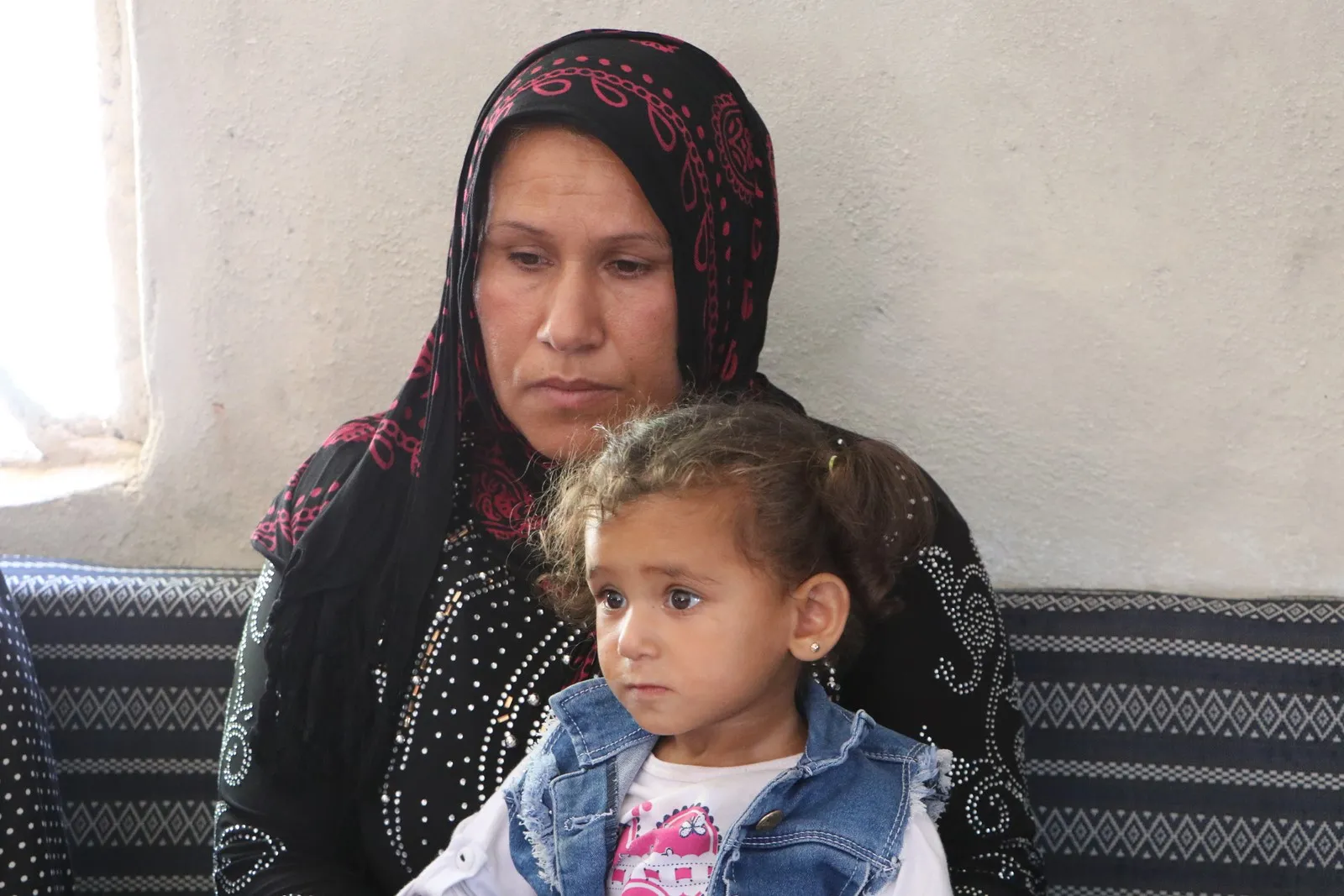 ​​​​​​​وصول أكثر من 30 مدنياً من عفرين إلى الشهباء هرباً من جرائم تركيا ومرتزقتها