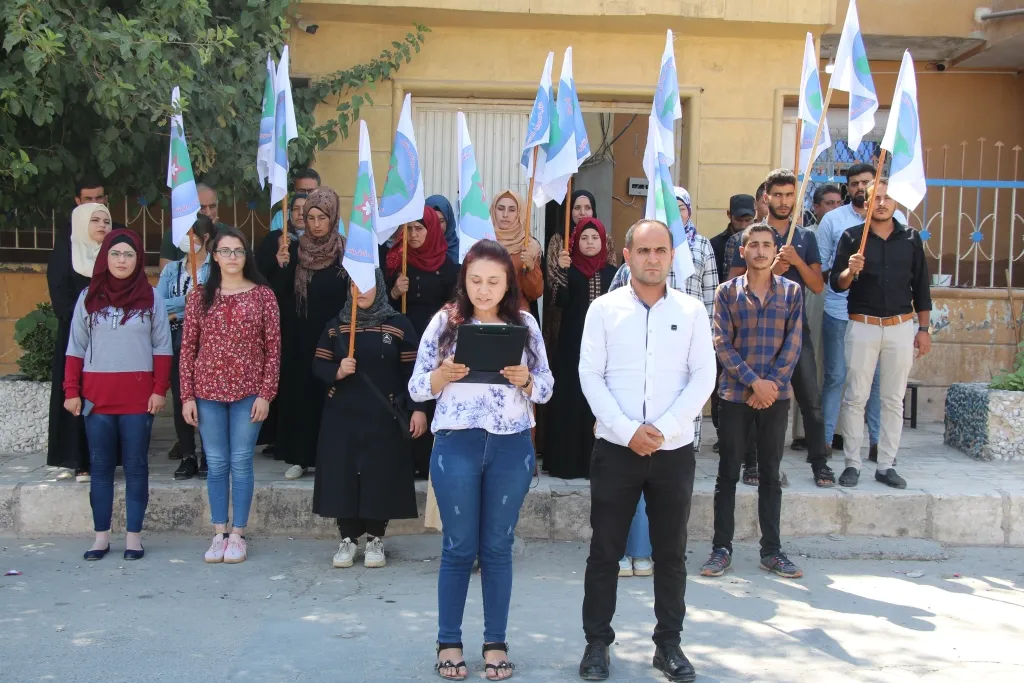 شبيبة حزب سوريا المستقبل في منبج يدينون استخدام القوة العسكرية في درعا