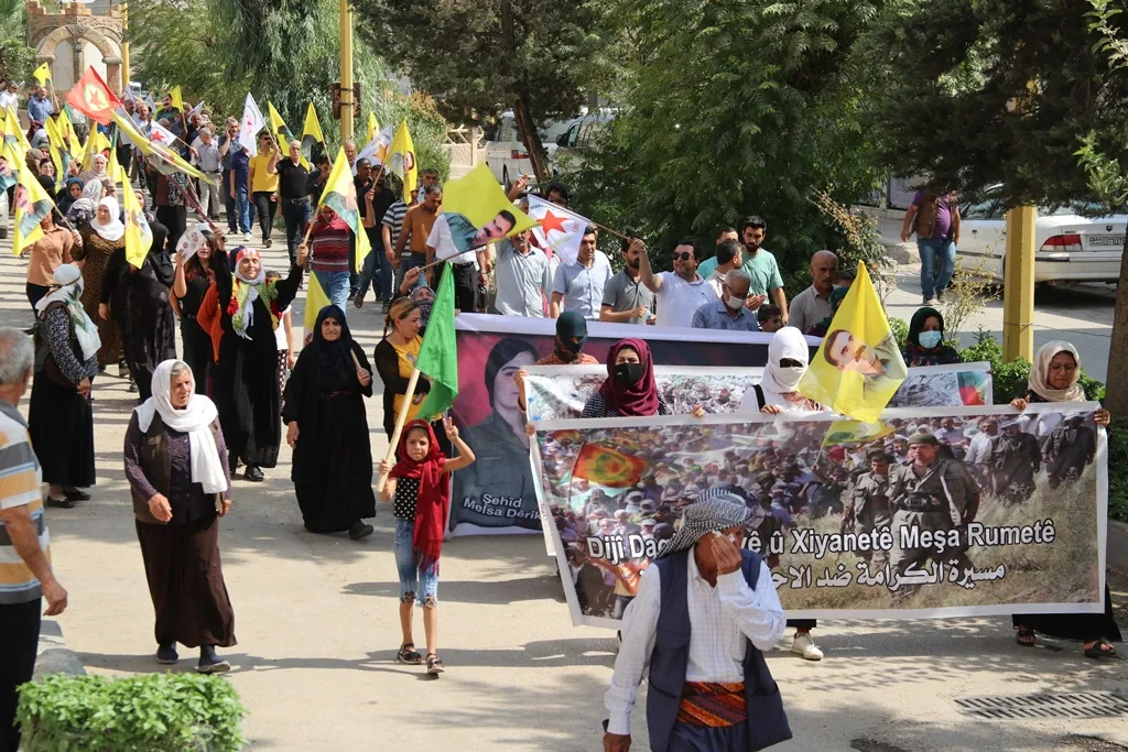 أهالي مقاطعة قامشلو ينتفضون في وجه سياسات الحزب الديمقراطي الكردستاني