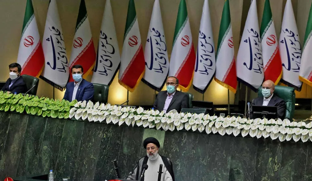 ​​​​​​​مسؤولون إسرائيليون: فرص عودة إيران إلى الصفقة النووية في "عهد رئيسي" ضئيلة جداً