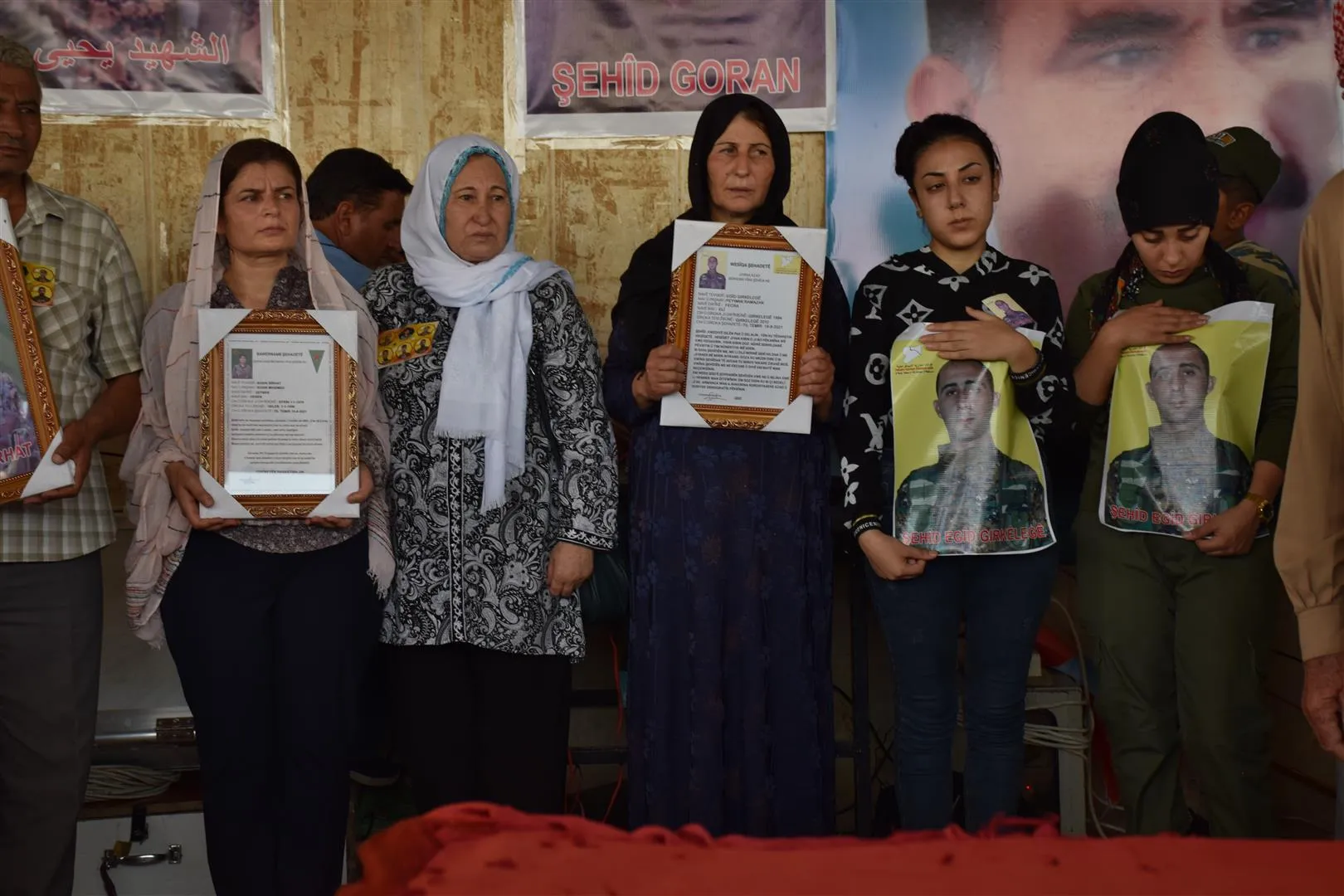 ​​​​​​​الآلاف في الحسكة يودعون جثامين خمسة شهداء